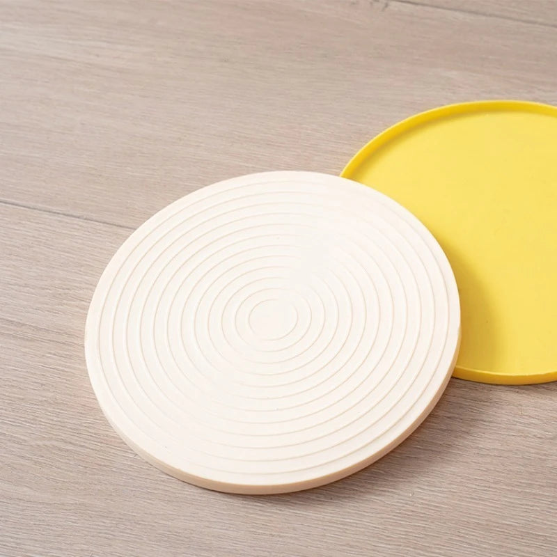 Round Pet Placemat - Non-Slip Rubber Bowl Mat for Dogs & Cats