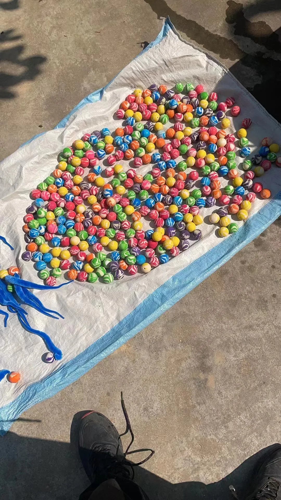 Colorful Cat Toy Ball Set - Interactive Faux Fur Balls & Feather Toys for Cats
