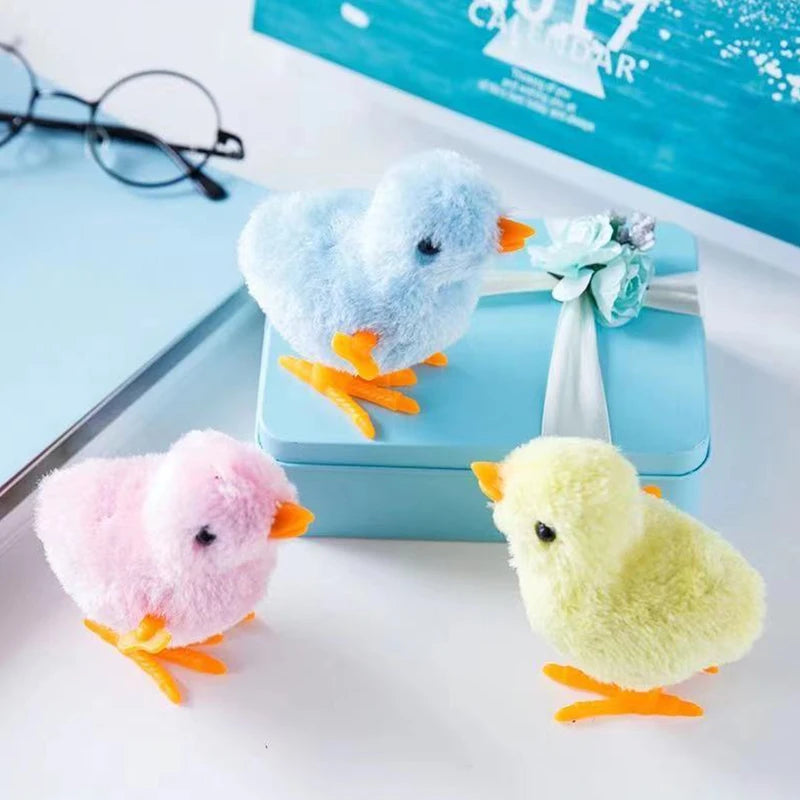 Wind-Up Jumping Chick Toy - Cute Fluffy Baby Chick for Cats & Kids